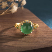 Bague porte-bonheur en jade vert de KarmaRipple 