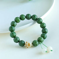 Bracelet d'équilibre sculpté Bodhi Seed Om Mani Padme Hum de KarmaRipple