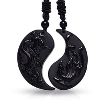 Collier avec pendentif porte-bonheur en obsidienne noire, dragon, phénix et yin-yang de KarmaRipple