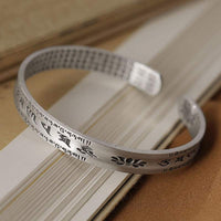 Bracelet jonc Om Mani Padme Hum Lotus Sagesse en argent sterling 999 de KarmaRipple